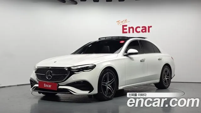 Mercedes-Benz E-Class E300 4MATIC AMG Line