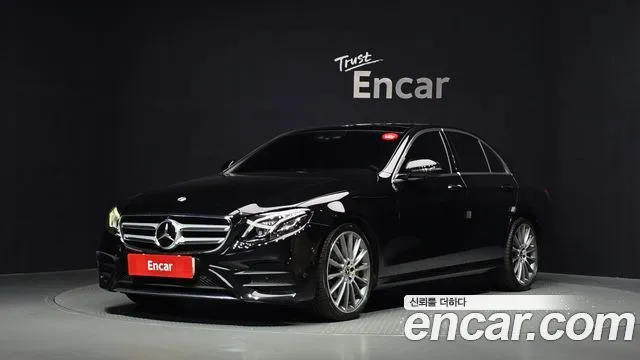 Mercedes-Benz E-Class E350 4MATIC AMG Line