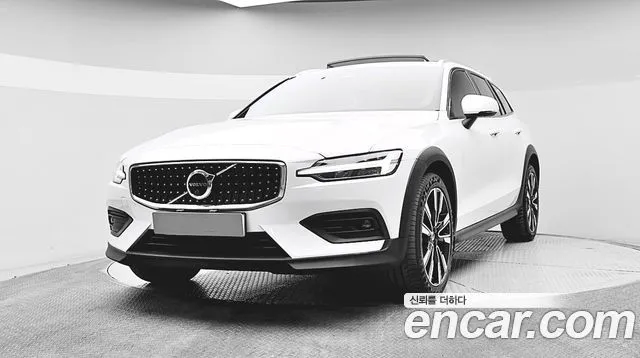Volvo V60 B5 Ultimate AWD