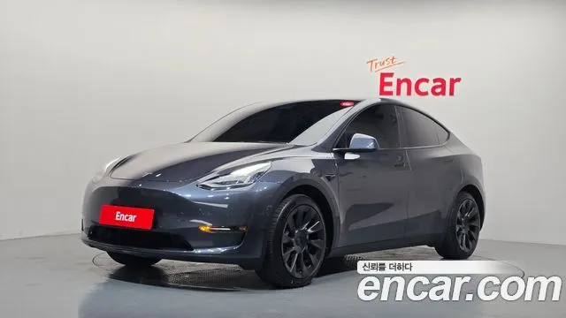 Tesla Model Y Standard Range RWD