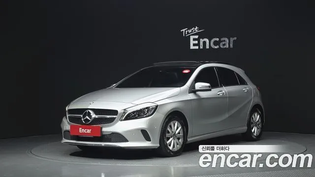 Mercedes-Benz A-Class A200