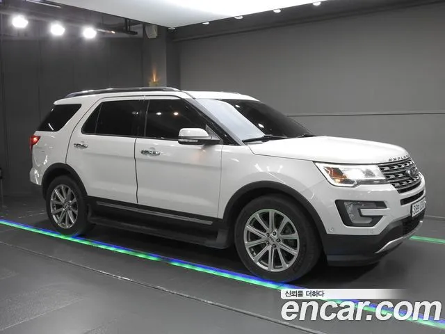 Ford Explorer 2.3 Limited 4WD