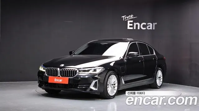 BMW 5-Series 530e Luxury