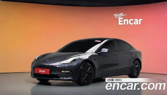 Tesla Model 3 Long Range AWD