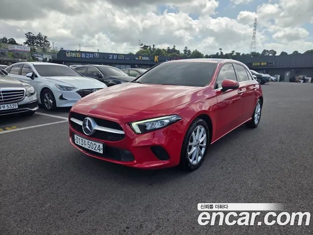 Mercedes-Benz A-Class A220 Hatchback