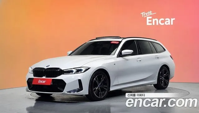 BMW 3-Series 320i Touring M Sports