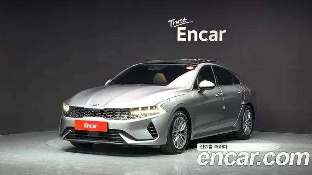 Kia K5 Signature