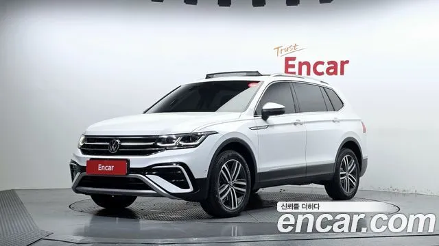 Volkswagen Tiguan 2.0 TSI Prestige