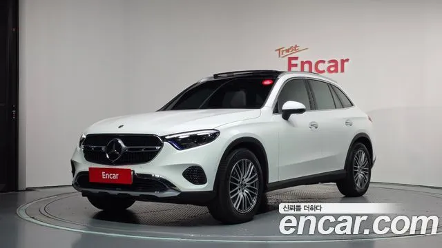 Mercedes-Benz GLC-Class GLC 300 4MATIC Avantgarde