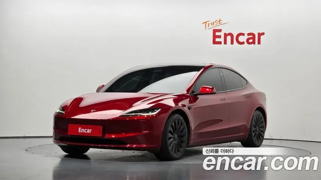 Tesla Model 3 Long Range AWD