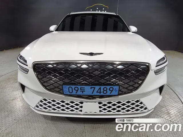 Genesis GV70 e-AWD