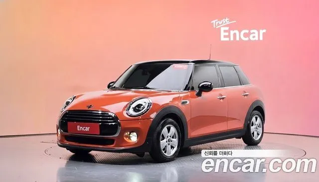 Mini Cooper 5Door Standard