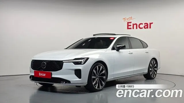 Volvo S90 B5 Ultra Dark