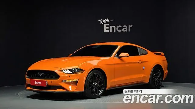 Ford Mustang Coupe