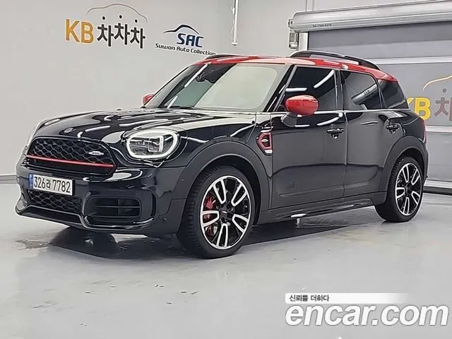 Mini Countryman JCW Launch Pack