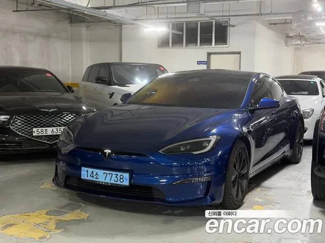 Tesla Model S Plaid