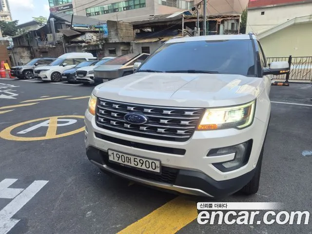 Ford Explorer 2.3 Limited 4WD