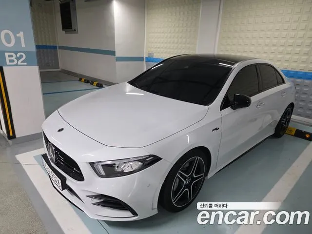 Mercedes-Benz A-Class AMG A35 4MATIC Sedan