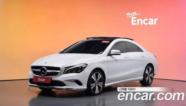 Mercedes-Benz CLA-Class CLA250 4MATIC