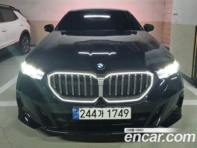 BMW 5-Series 520i M Sport