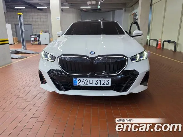 BMW 5-Series 530i xDrive M Sport