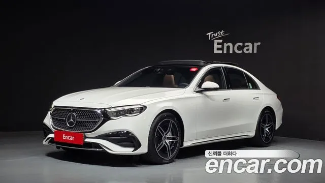 Mercedes-Benz E-Class E300 4MATIC AMG Line