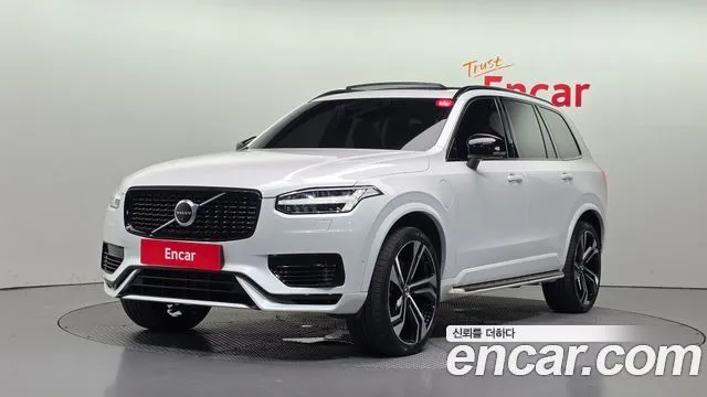 Volvo XC90 T8 R-Design Hybrid