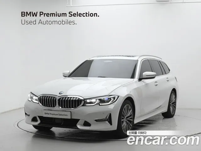 BMW 3-Series 320i Touring Luxury