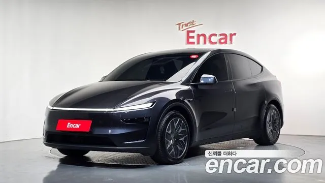 Tesla Model Y L Long Range AWD