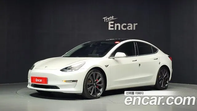 Tesla Model 3 Performance AWD
