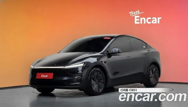 Tesla Model Y RWD