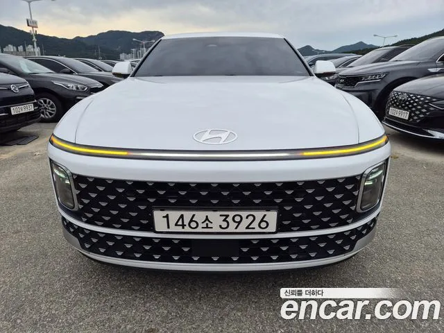 Hyundai Grandeur Premium