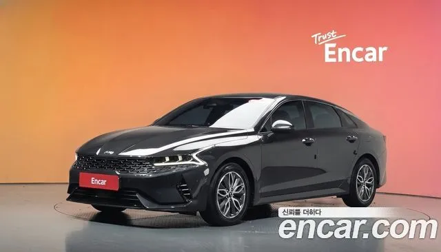Kia K5 Signature