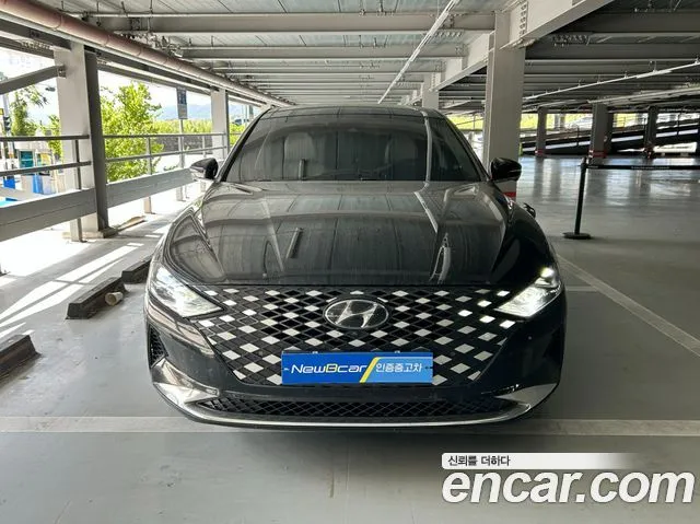 Hyundai Grandeur Le Blanc