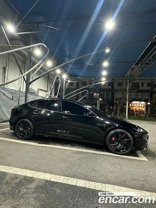 Tesla Model 3 Performance AWD