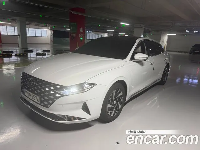 Hyundai Grandeur Le Blanc
