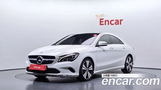 Mercedes-Benz CLA-Class CLA250 4MATIC