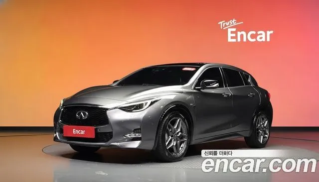 Infiniti Q30 2.0 Premium