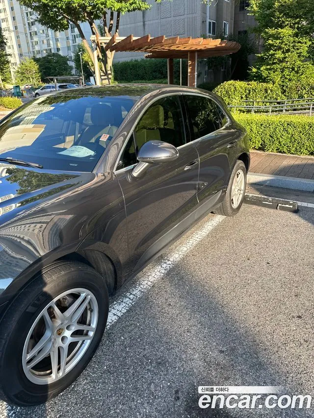 Porsche Macan 2.0