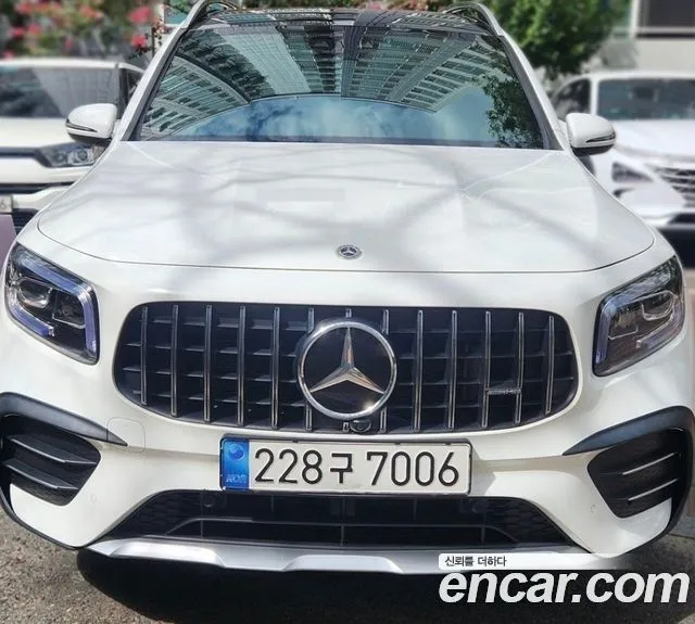 Mercedes-Benz GLB-Class AMG GLB35 4MATIC