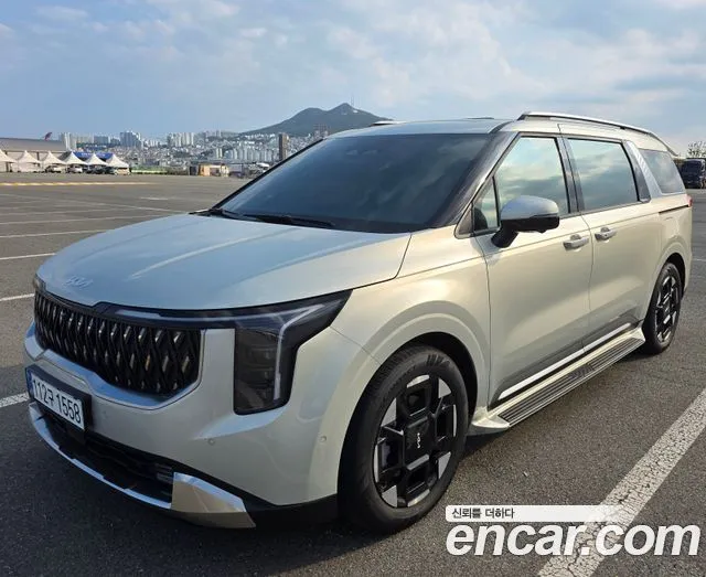 Kia Canival HEV 7seater Gravity
