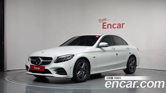 Mercedes-Benz C-Class C300e 4MATIC AMG Line