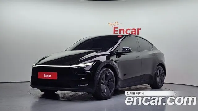 Tesla Model Y RWD