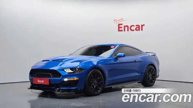 Ford Mustang Coupe