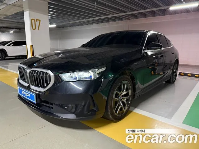 BMW 5-Series 520i