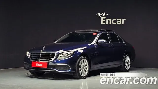 Mercedes-Benz E-Class E300 4MATIC Exclusive