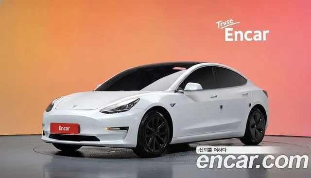 Tesla Model 3 Long Range AWD