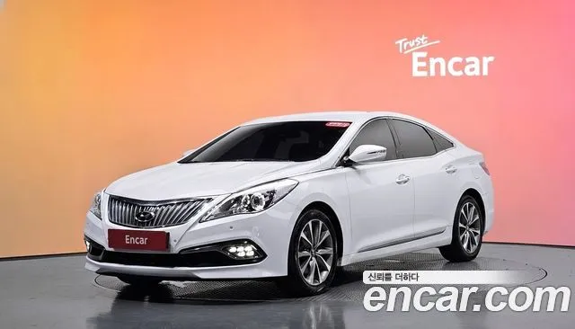 Hyundai Grandeur HG240 Modern