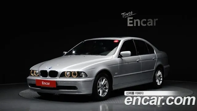 BMW 5-Series 520i