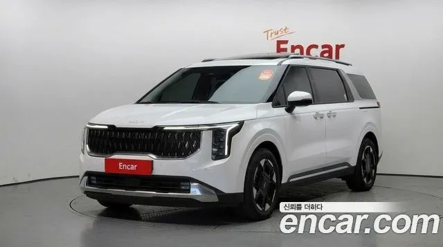 Kia Canival HEV 9seater Signature